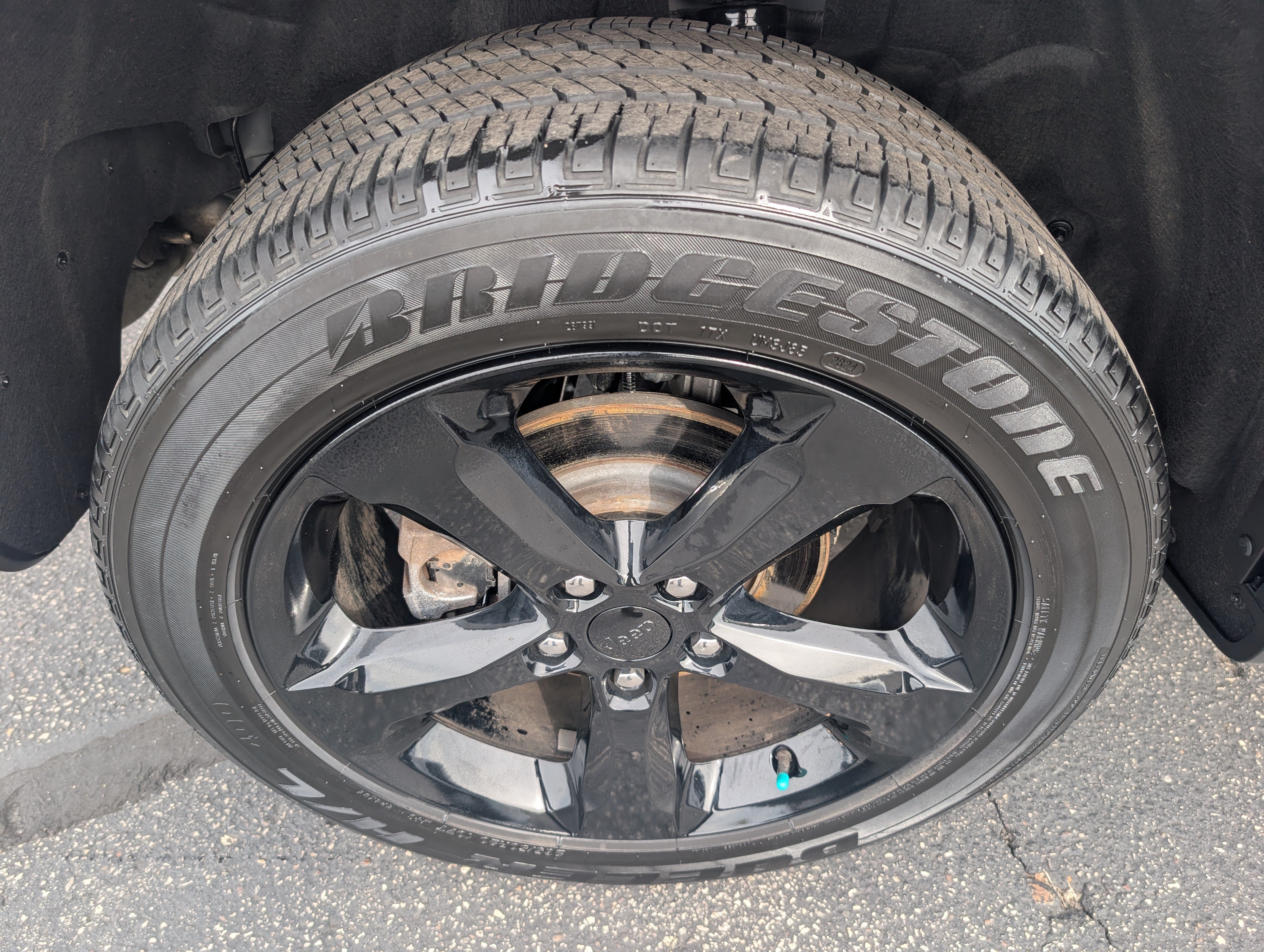 Used 2025 Jeep Grand Cherokee Altitude AWD/4WD image 9