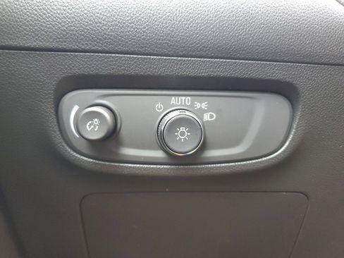 Used 2024 Buick Encore GX Sport Touring image 27