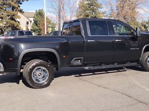 Used 2022 Chevrolet Silverado 3500 LTZ w/ LTZ Plus Package image 9