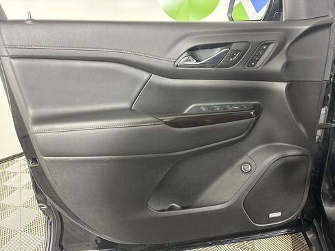 Used 2023 GMC Acadia AT4 w/ Technology Package image 13