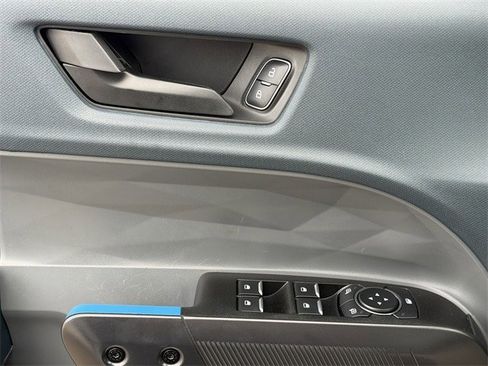 Used 2025 Ford Maverick Lobo image 23