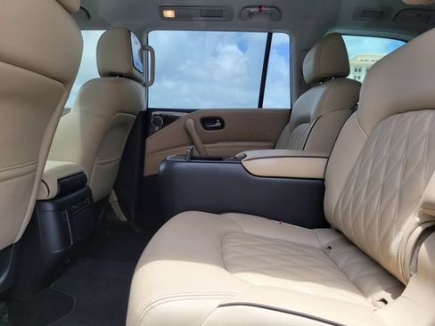 Used 2023 Nissan Armada Platinum w/ Captain's Chairs Package RWD image 14