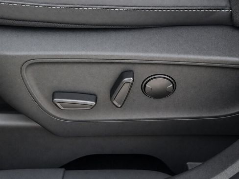 Used 2025 Ford Escape Platinum AWD/4WD image 16