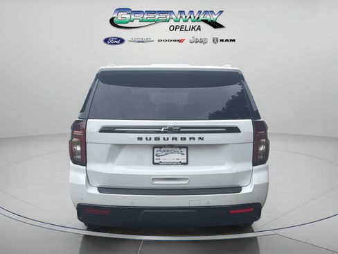 Used 2024 Chevrolet Suburban Z71 AWD/4WD image 6