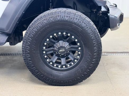 Used 2022 Jeep Wrangler Unlimited Willys image 4