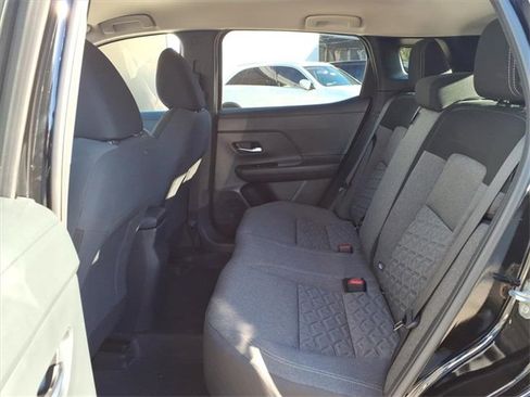 Certified 2025 Nissan Kicks SV image 16