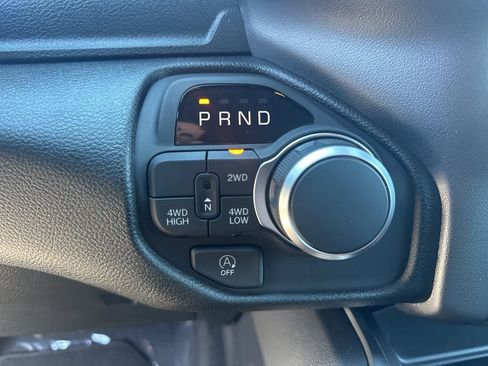 New 2026 RAM 1500 Express AWD/4WD image 29