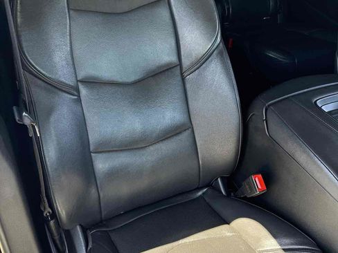 Used 2020 Cadillac Escalade ESV Luxury image 20