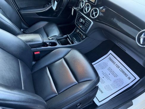 Used 2014 Mercedes-Benz CLA 250 image 19