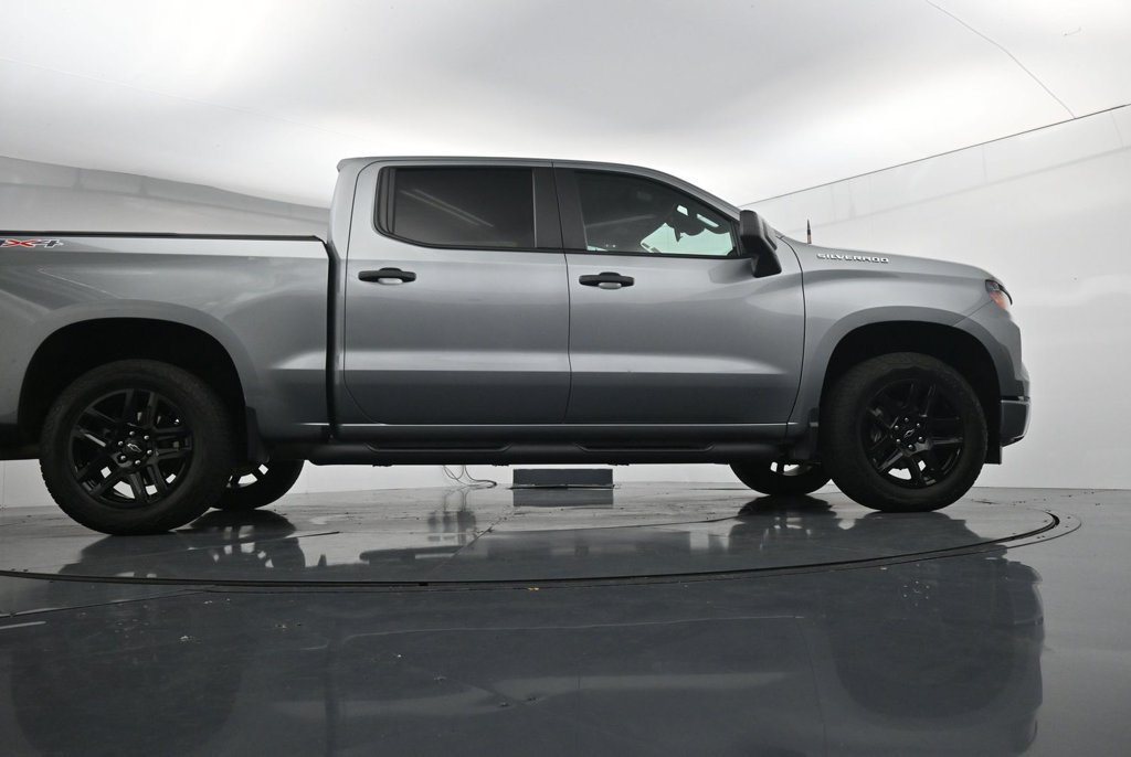 Used 2024 Chevrolet Silverado 1500 Custom AWD/4WD image 38