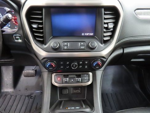 Used 2020 GMC Acadia Denali image 14