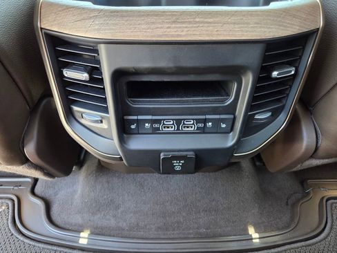 Used 2026 RAM 1500 Limited AWD/4WD image 15
