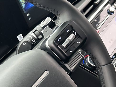 New 2026 Hyundai Santa Fe SE image 23