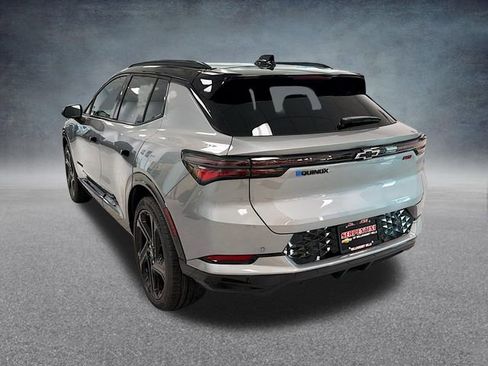 New 2026 Chevrolet Equinox EV RS AWD/4WD image 9