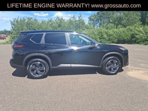Used 2025 Nissan Rogue SV FWD image 9