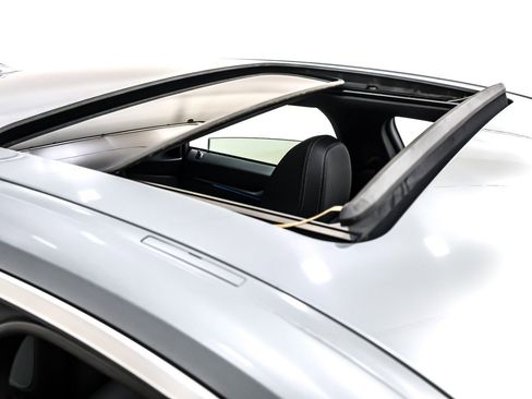 Used 2025 BMW i4 eDrive40 w/ Parking Assistance Package image 22