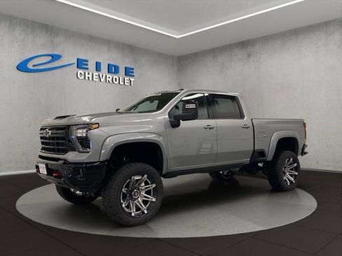 New 2025 Chevrolet Silverado 2500 LTZ w/ LTZ Plus Package image 6