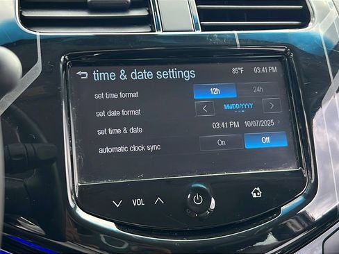 Used 2014 Chevrolet Spark LT image 21