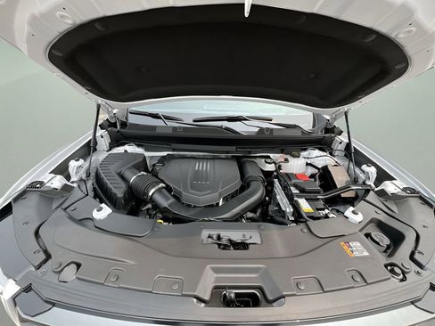 Certified 2024 GMC Acadia AT4 w/ LPO, Floor Liner Package image 30