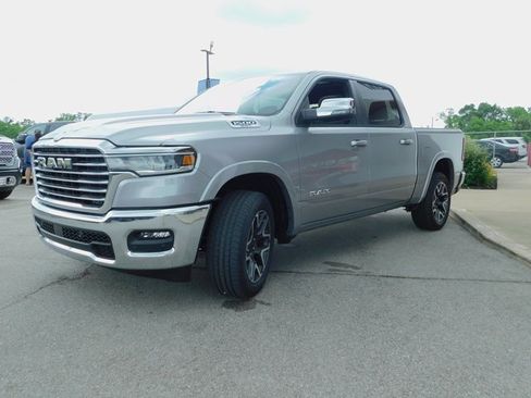 New 2025 RAM 1500 Laramie image 4