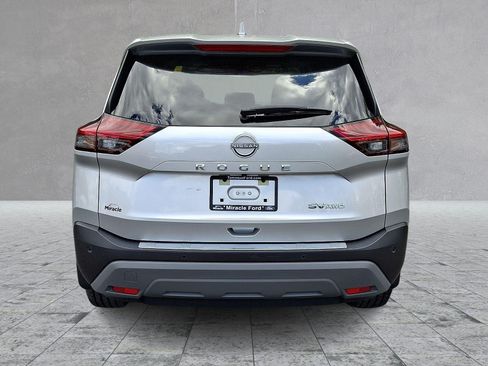 Used 2023 Nissan Rogue SV AWD/4WD image 5