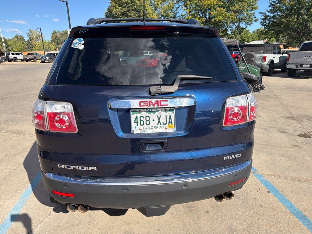 Used 2011 GMC Acadia SLT w/ LPO, 'HIT The Road' Package AWD/4WD image 4
