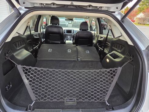 Used 2017 Ford Edge Titanium w/ Equipment Group 302A image 7
