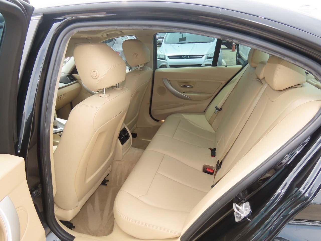Used 2015 BMW 320i Sedan RWD image 19