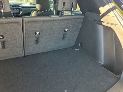 Used 2023 Chevrolet TrailBlazer RS w/ Sun and Liftgate Package image 53