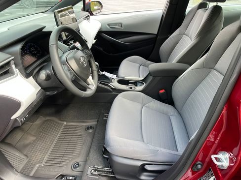 New 2026 Toyota Corolla SE w/ SE Package image 9