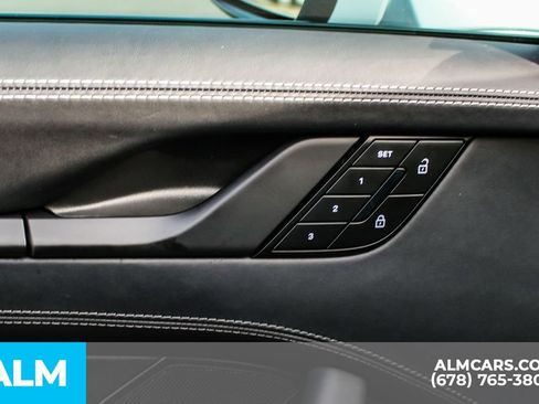 Used 2025 Porsche 911 Carrera GTS image 36