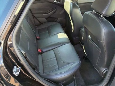 Used 2017 Ford Focus Titanium w/ Titanium Technology Package image 10