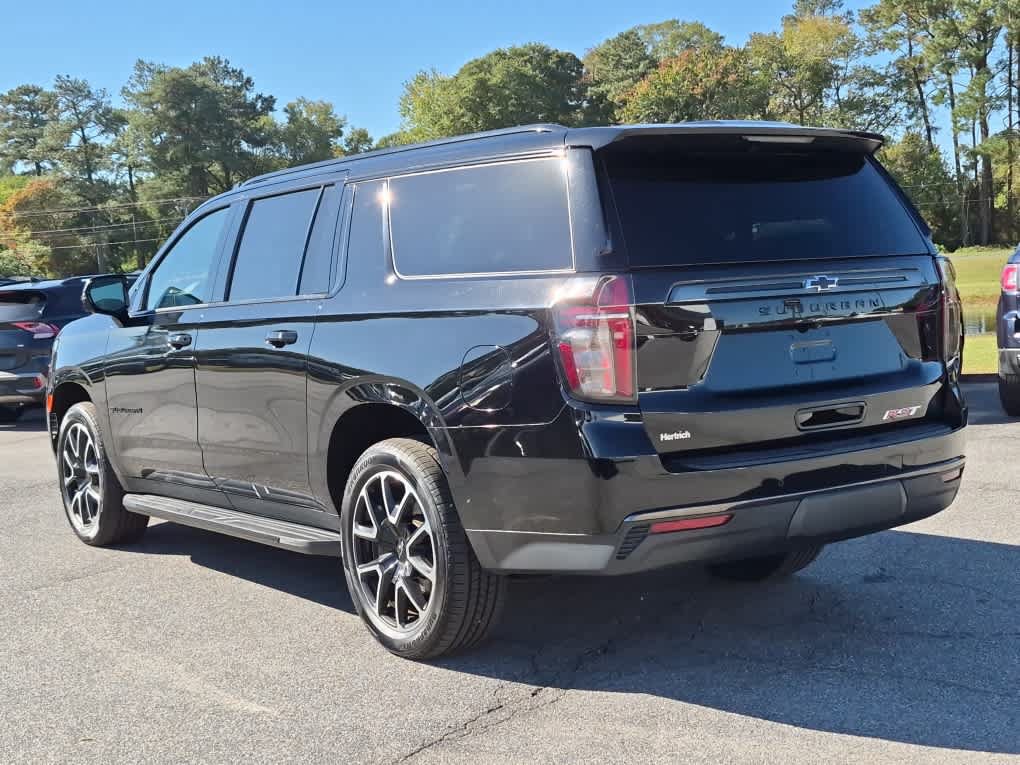 Used 2021 Chevrolet Suburban RST w/ Luxury Package AWD/4WD image 6