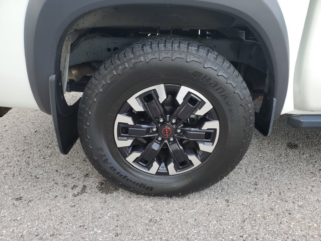 Certified 2023 Nissan Frontier PRO-4X w/ Tow Package AWD/4WD image 5