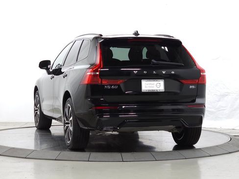 Certified 2025 Volvo XC60 B5 Plus AWD/4WD image 6