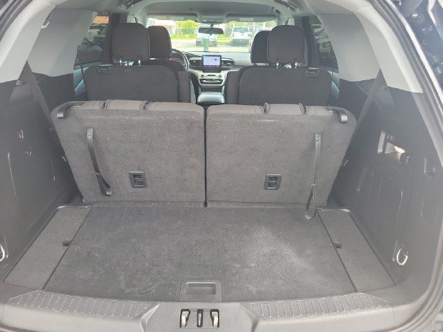 Certified 2023 Ford Explorer XLT RWD image 6