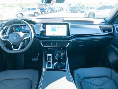 New 2026 Volkswagen Atlas Cross Sport SE image 29