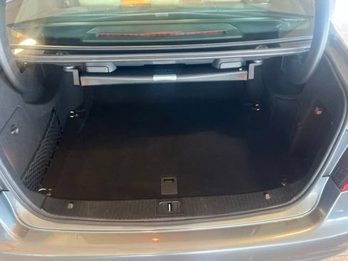 Used 2016 Mercedes-Benz E 350 Sedan image 23