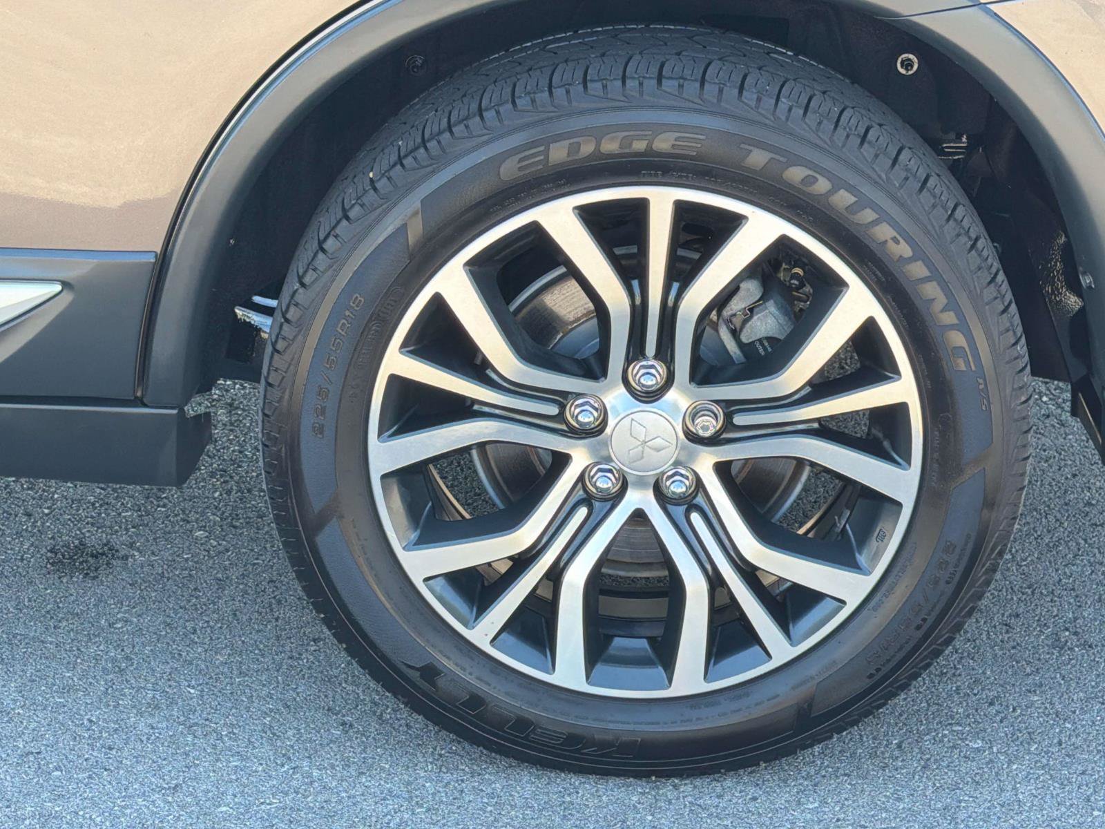 Used 2017 Mitsubishi Outlander SEL FWD image 14