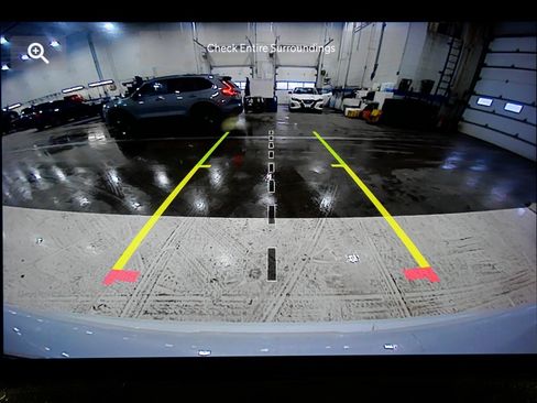 Used 2022 Jeep Compass Latitude w/ Sun and Sound Group image 19