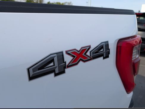 Used 2022 Ford F150 Lariat w/ Equipment Group 501A Mid image 11