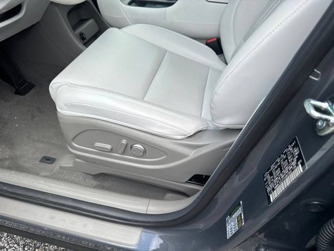 Used 2026 Hyundai Palisade SEL FWD image 25