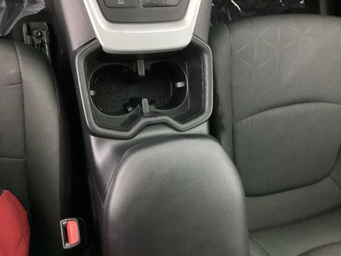Used 2024 Toyota RAV4 AWD Hybrid image 21