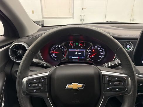 Used 2024 Chevrolet Blazer LT w/ Convenience Package AWD/4WD image 21