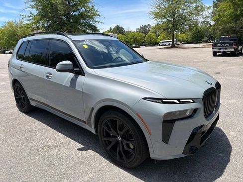 Used 2024 BMW X7 xDrive40i w/ M Sport Package AWD/4WD image 7