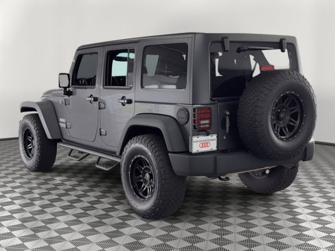 Used 2017 Jeep Wrangler Unlimited Sport w/ Quick Order Package 24S AWD/4WD image 3