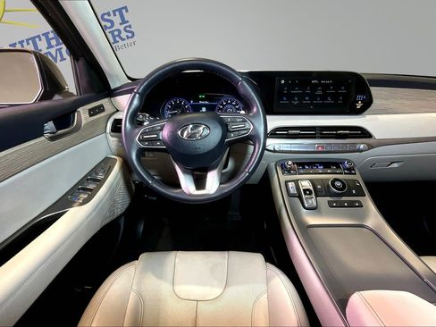 Used 2022 Hyundai Palisade SEL w/ 8P Bench Seat Package FWD image 9