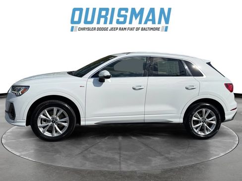 Used 2024 Audi Q3 2.0T Premium AWD/4WD image 3