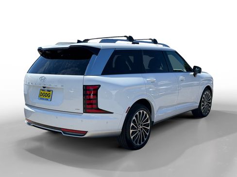 Certified 2026 Hyundai Palisade Calligraphy AWD/4WD image 5