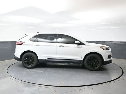 Used 2023 Ford Edge SEL AWD/4WD image 3